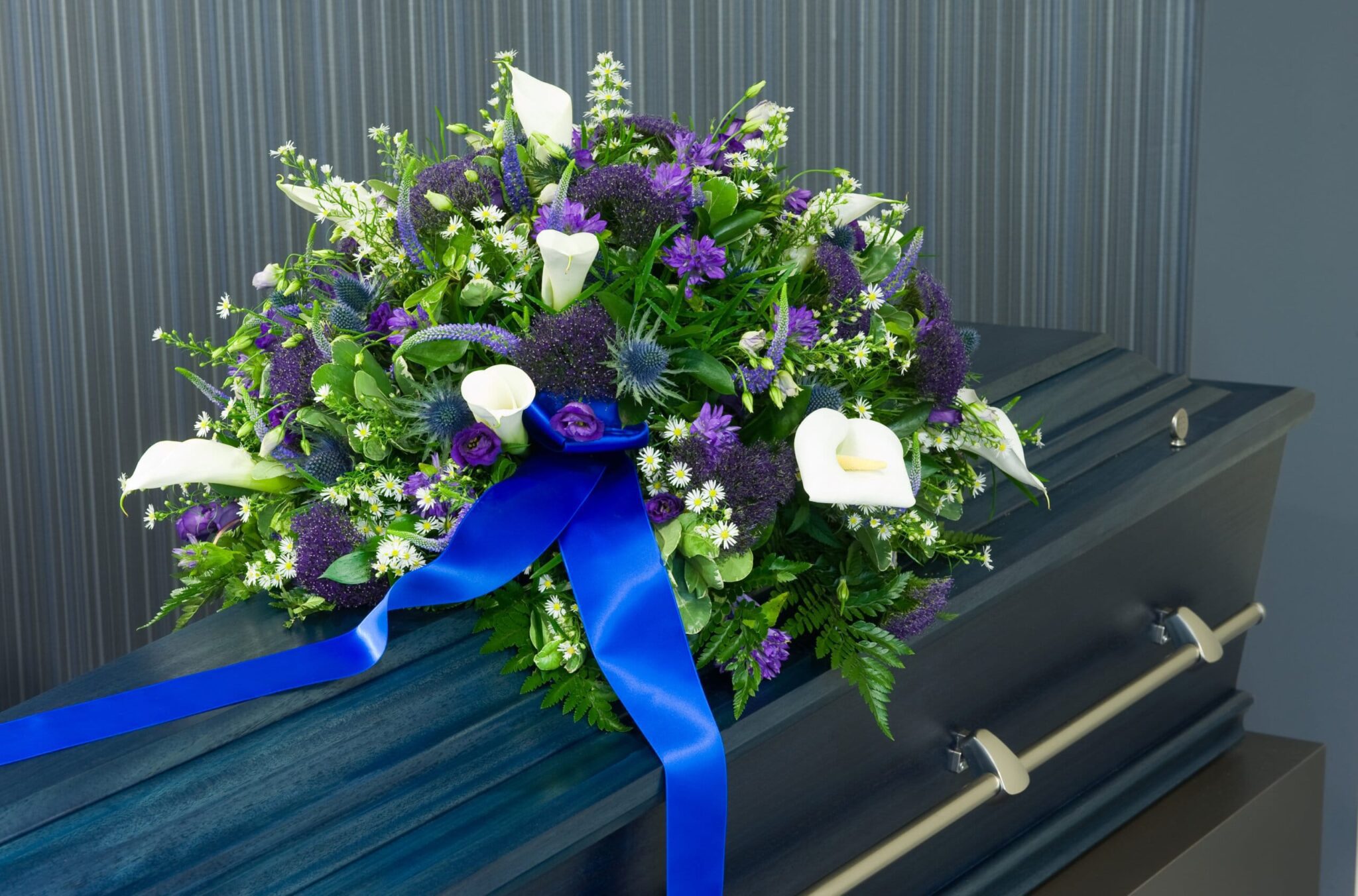coffin flowers Milan