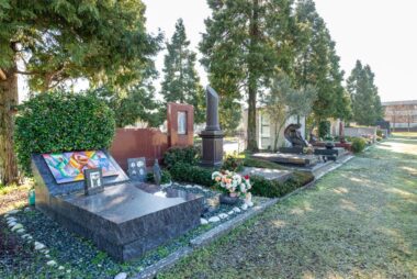 Memorial plaques and stones 2 Funerary art for interment