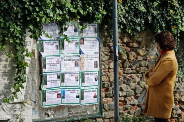 Mga abiso ukol sa funeral 1 Mga poster ng funeral at abiso ng pagluluksa