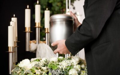 Cremazione: cos’è la cremazione e come funziona, conservazione e dispersione ceneri