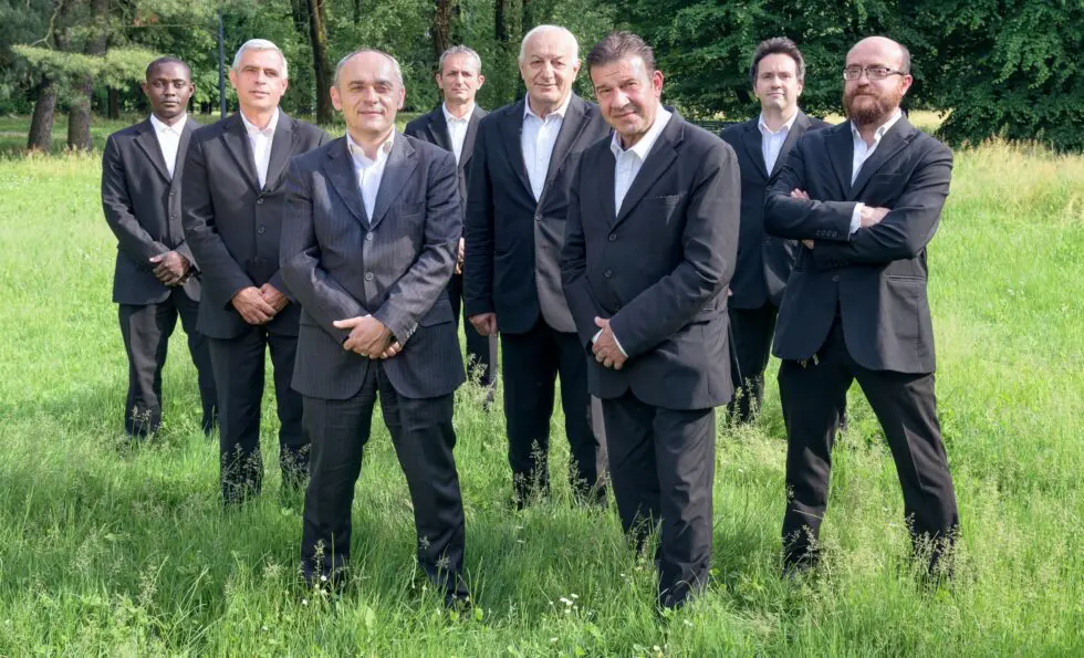 We are funeral directors with a long history We are funeral directors with a long history